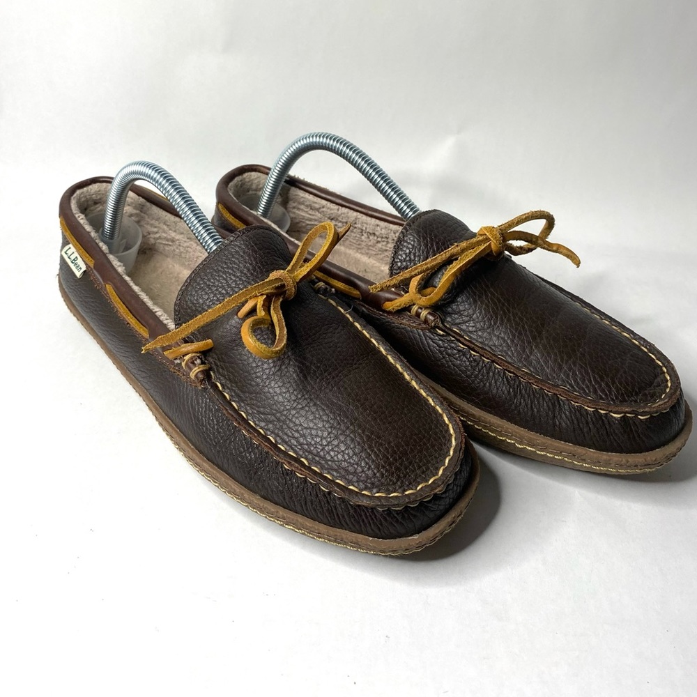 .L. Bean Men’s dark brown leather slipper